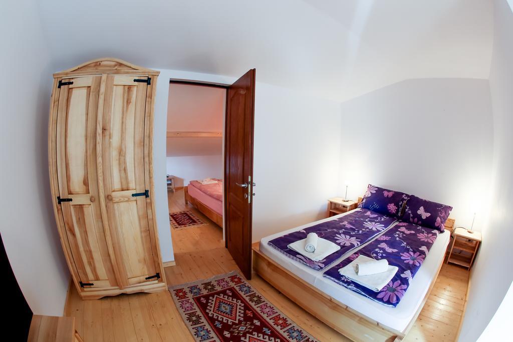 Landhaus Bed&Breakfast Viseu de Sus Ruang foto