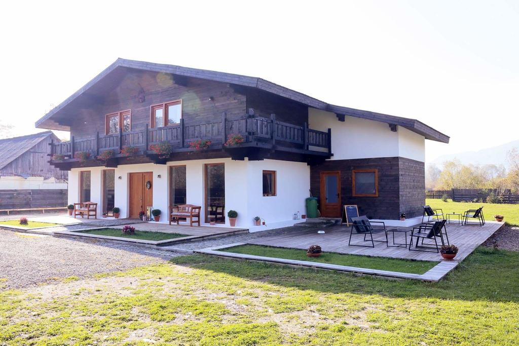 Landhaus Bed&Breakfast Viseu de Sus Bagian luar foto